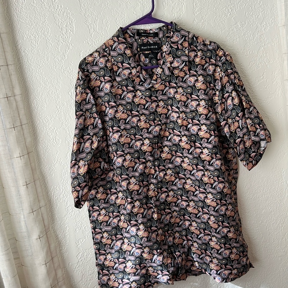Paul Fredrick paisley dress shirt, size large. Slim fit designer shirt
